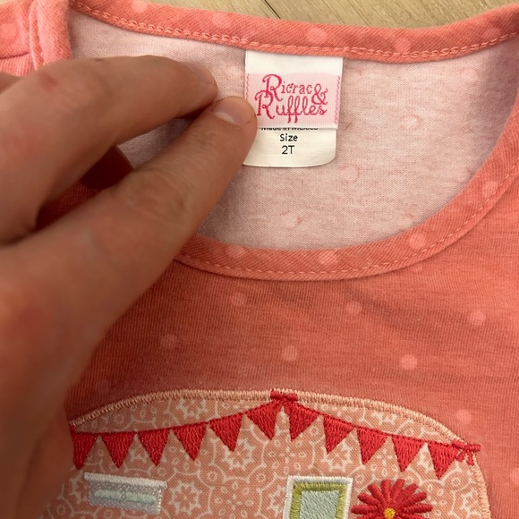 Ric rac and ruffles size 2T ruffle tunic pink floral camper - Picture 3 of 4